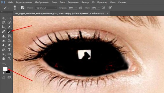 Как быстро и профессионально сделать в Photoshop чёрные глаза